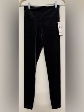 NWT Athleta Elation Velvet Tight in Black, Size-XS